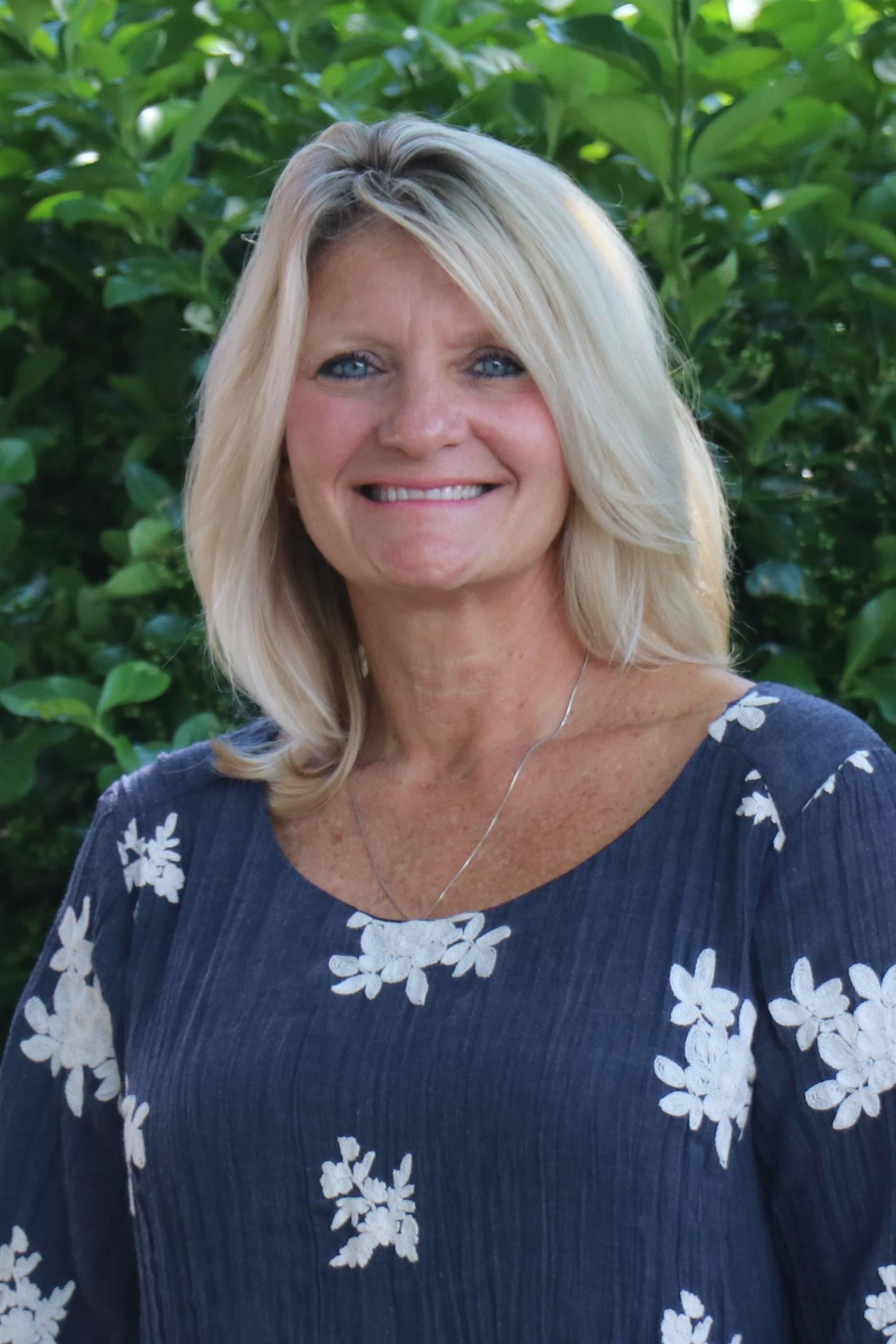 Angie Zehner 